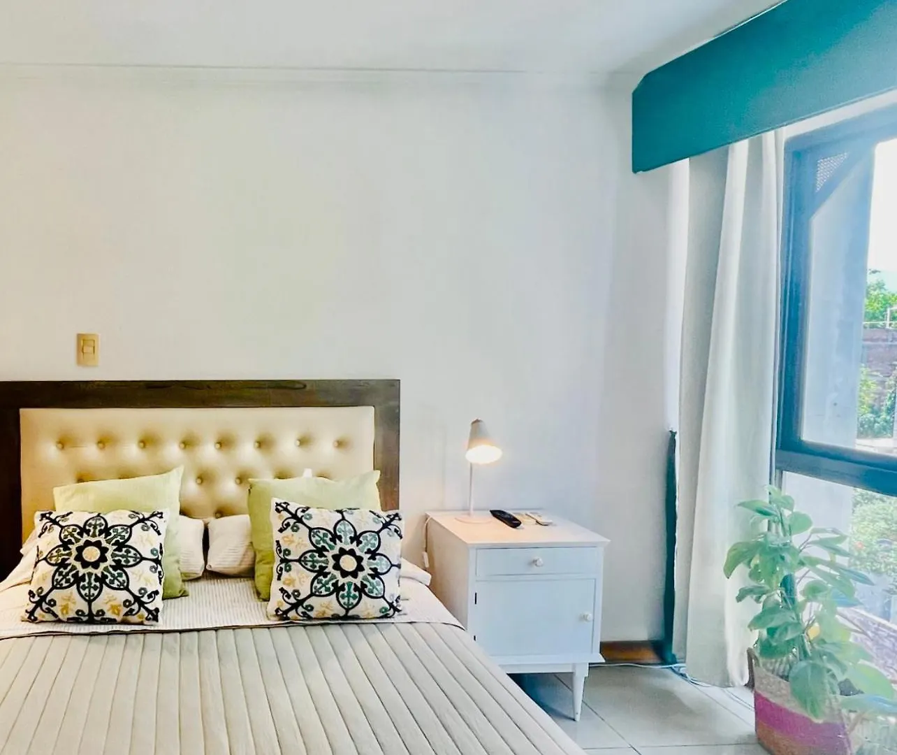 Mendoza Suites 10 -Parking Disponible-
