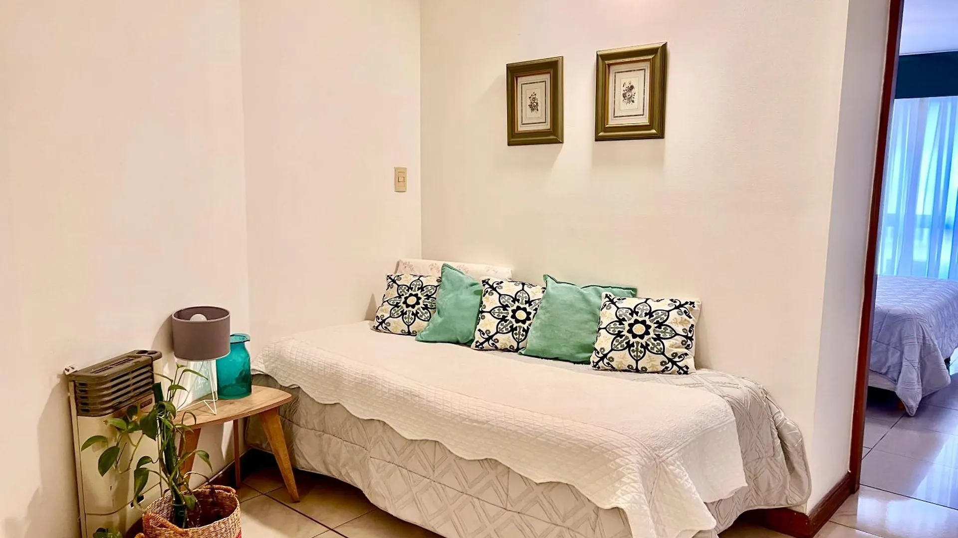Mendoza Suites 10 -Parking Disponible- Argentina