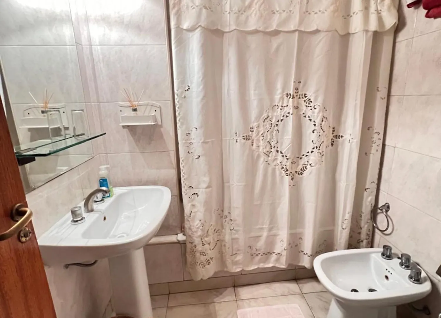 Mendoza Suites 10 -Parking Disponible-