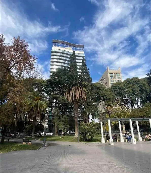 Mendoza Suites 10 -Parking Disponible- 0*,