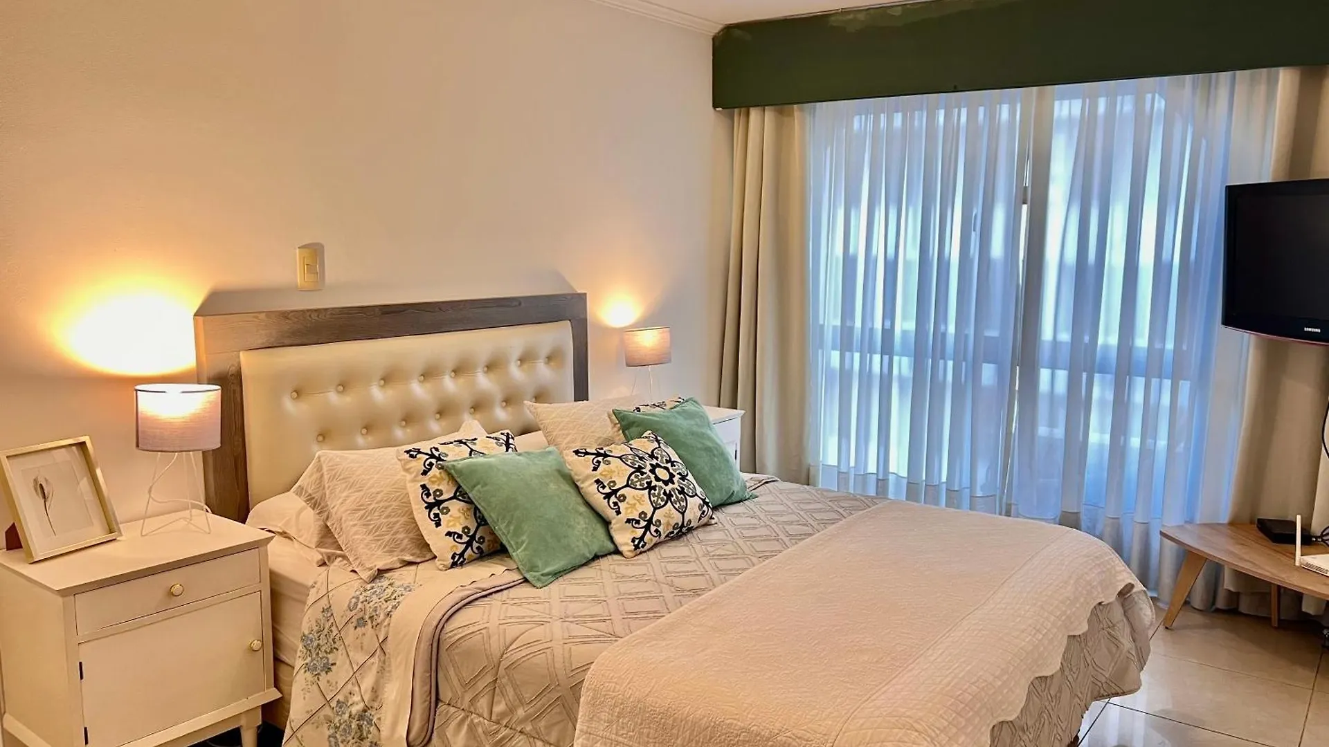 Daire Mendoza Suites 10 -Parking Disponible-